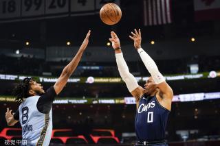 他在奥地利 他在奥地利