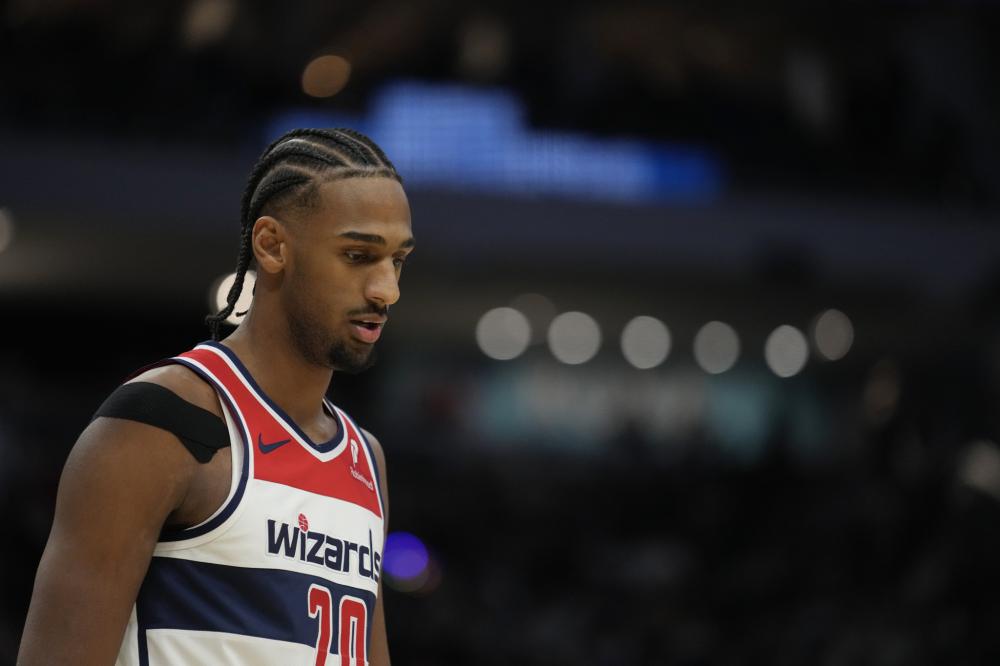 烈竞争中获 烈竞争中获